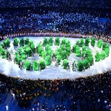 Bhem zahjen LOH v Riu v roce 2016 udlali olympijsk kruhy ze semnek, kter...