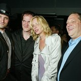Herečka Uma Thurman s režisérem Quentinem Tarantinem a s producentem Harveym...