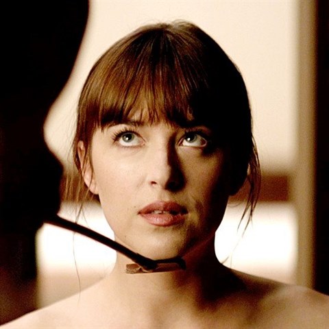 Filmov� Anastasia s man�elem Christianem.