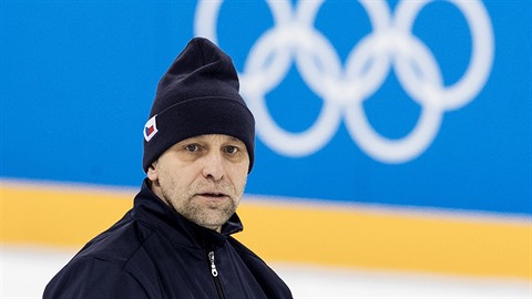 eský trenér Josef Janda má úkol vrátit reprezentaci na medailové pozice.