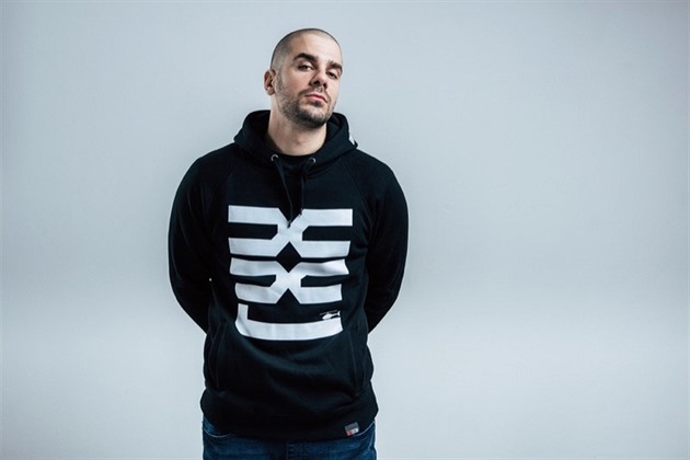 TRENDY V KLIPECH: Ektor porazil i Štístka a Poupěnku