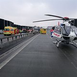 Zchrani i hasii zasahovali u hromadn nehody na Frdecko-Mstecku .