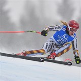 Ester Ledeckáse věnuje i sjezdovému lyžování.
