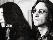 John Lennon na Yoko nedal dopustit.