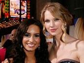 Demi Lovato a Taylor Swift