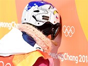 Konec nadjí. Snowboardistka árka Panochová svj závod na olympiád nezvládla.