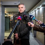 Policejnho prezidenta nyn ekaj krun chvle.