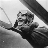 Amelii Earhart stihl krut osud.