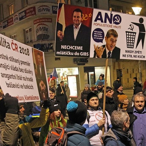 Ostravsk ulice oily demonstranty odmtajcm vzjemnou elovou spoluprci...