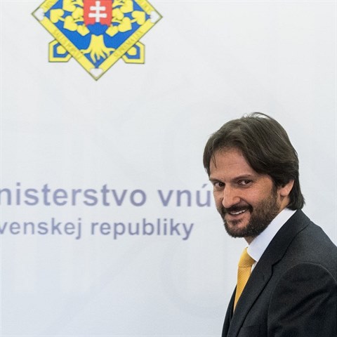 Robert Kalik u nen slovenskm ministrem vnitra.