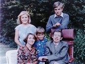 Stephen Hawking byl vdný za svou rodinu, která vdy stála za ním.