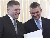 Robert Fico ví, e svou rezignací nic neztratil. Petr Pellegrini poslouchá jako...