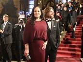 Jitka �van�arová dorazila s man�elem Petrem �adkem a p�edvedla své t�hotenské...