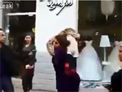 ena pouila dít jako zbra.