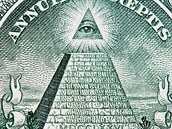 Znakem iluminát je vevidoucí oko v zednáské pyramid.