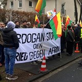 Zdaleka ne vechny protesty Kurd probhaj takto poklidn.