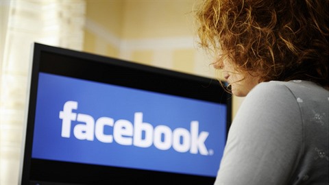 Nabízíme vám nkolik dvod, jak vyeit to, e vám Facebook leze do soukromí!