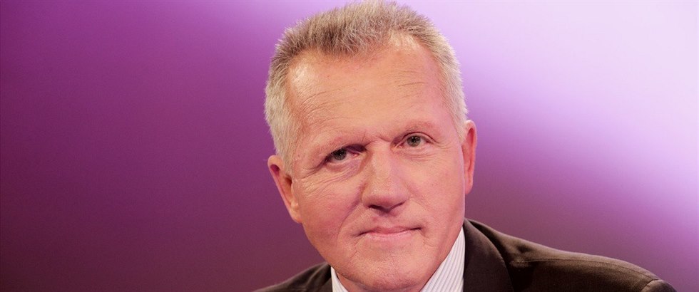 Stomatolog, publicista a komentátor, bývalý politik Miroslav Macek.