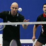 Petr Koukal se vrtil k badmintonu po rakovin varlat.