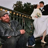 Velmi romantick� svatebn� fotka.