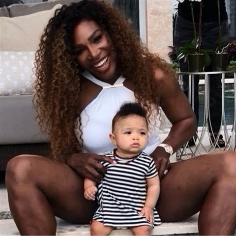 Serena ukázala dcerku Alexis Olympii, kterou má s miliardářem Alexisem...