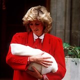 Princezna Diana v roce 1984 s novorozeným princem Harrym