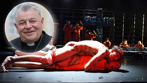 Kardinál Dominik Duka povauje divadelní hru Vae násilí, nae násilí za...