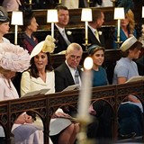 Vvodkyn Kate a Camilla si vymuj okovan pohledy, princezna Eugenie z...