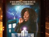 Jeden z plakát míí i na seriál Doctor Who.