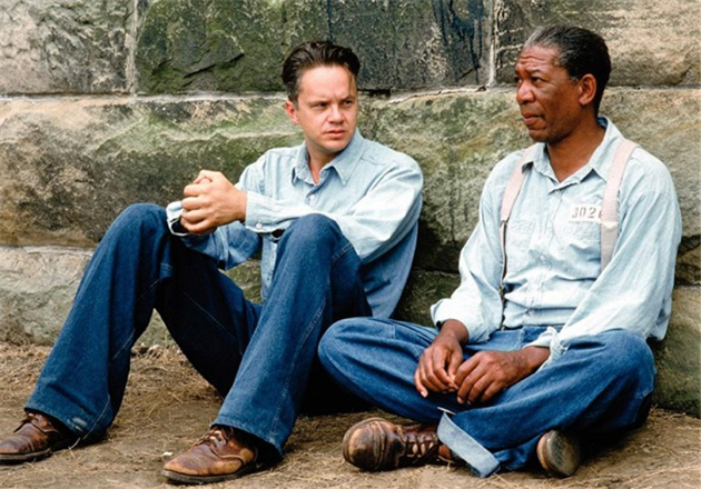 Morgan Freeman ve Vykoupení z vznice Shawshank.