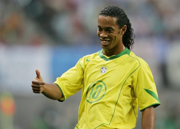 Ronaldinho v brazilskm dresu.