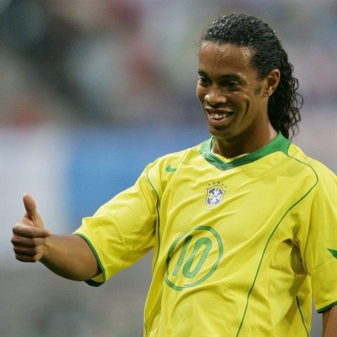 Ronaldinho v brazilskm dresu.