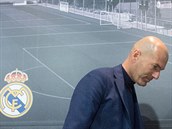 Tikrát a dost. O tvrtý triumf Lize mistr po sob u Zidane bojovat nebude.