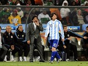 V roce 2010 vedl Maradona argentinskou reprezentaci na mistrovství svta v JAR....