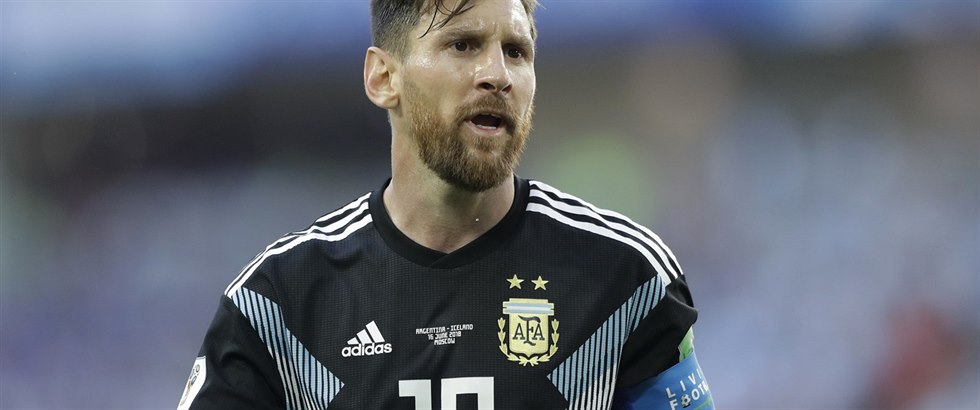 Lionel Messi pi zápase jeho Argentiny s Islandem.