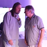 Jiří Pomeje se ve studiu Telebrit potkal s režisérem Jiřím Adamcem.