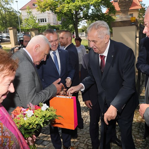 Na oslavu dorazil i prezident Milo Zeman.