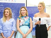 Popelky Nikola uricová, Sabina Rojková a Kateina Klausová.