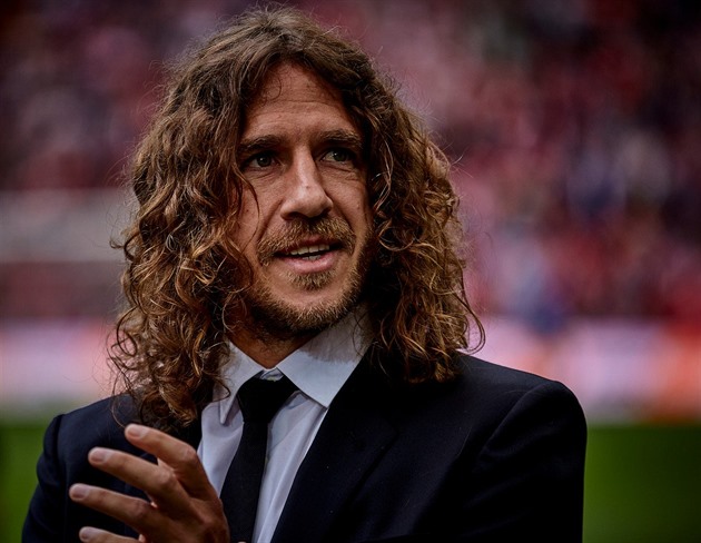 Nechceme t, má dlouhé vlasy. To údajn slyel legendární Carles Puyol, který...