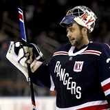 Ondej Pavelec se oste navezl do novch reprezentanch dres.