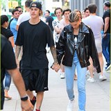 Justin a Hailey vyrazili na veei