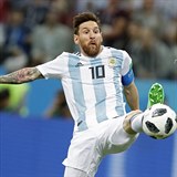 V jediné šanci proti Chorvatsku nedosáhl Lionel Messi na padající míč.