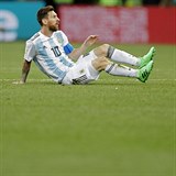 Lionel Messi je dole. Obrazn i fakticky.