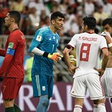 Alireza Beiranvand domlouv svm spoluhrm.