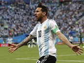 Lionel Messi pomohl Argentin odvrátit blamá na mistrovství svta.