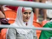 Íránská fanynka.