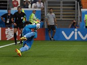 Alireza Beiranvand chytil penaltu Cristianu Ronaldovi a stal se prvním...