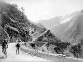 Zábr z etapy Grenoble-Nice v roce 1912.