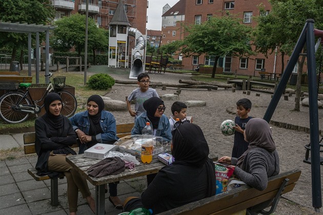 V dánských no-go zónách začínají platit nová pravidla. Muslimské děti se budou...
