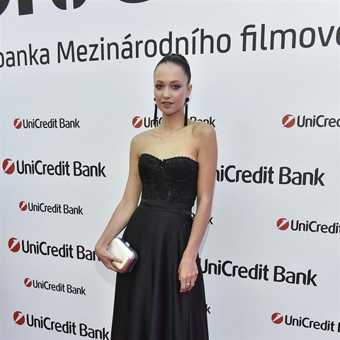 Lea teflkov na prty UniCredit Bank.